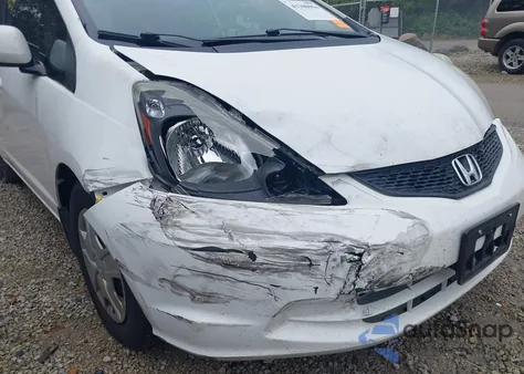 2013 Honda Fit из США, поврежденный, VIN JHMGE8H38DC056915